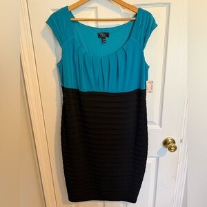 Dress Barn Teal and Black Pleated knee length dress. NWT